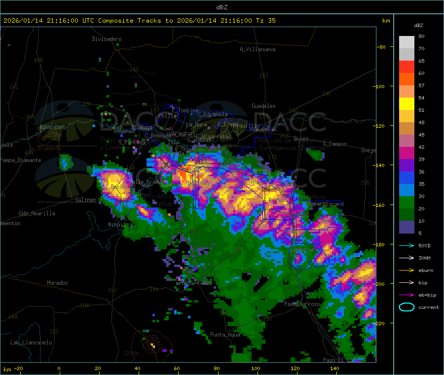 La supercelda de granizo tiene 120 kilómetros de extensión. La supercelda de granizo tiene 120 kilómetros de extensión.