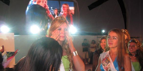 Candela recién elegida lágrimas NOTA