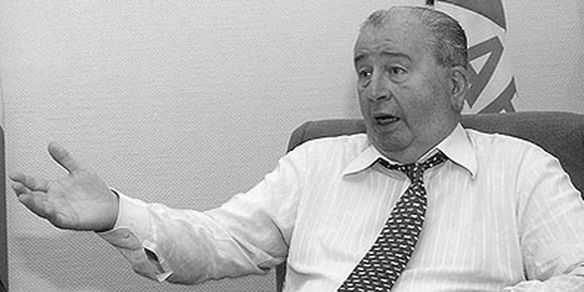 Efemérides - Julio Grondona