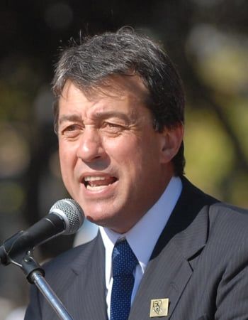 Adolfo Bermejo Encuesta Intendentes