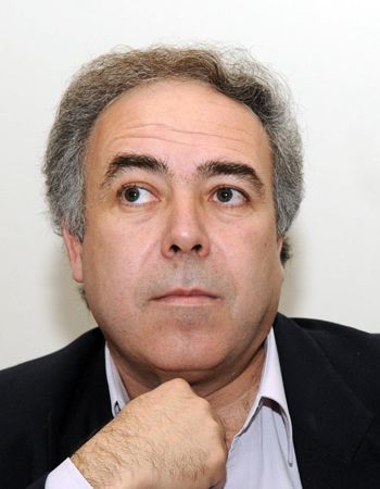 Eduardo Giner Encuesta Intendentes