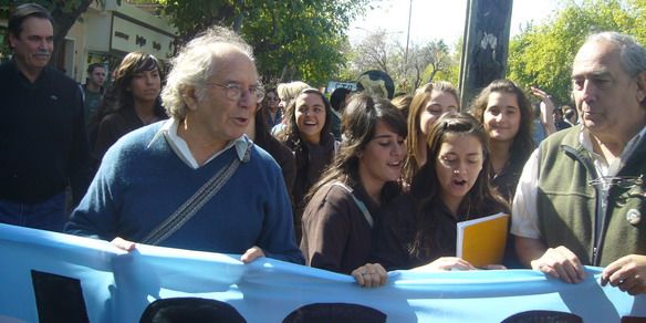 Perez esquivel en la marcha