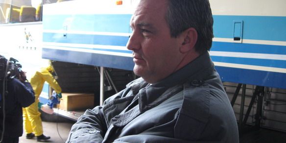 Böhm desinfectando micros Gripe A N