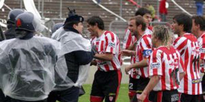 Fútbol - Carlos Azcurra