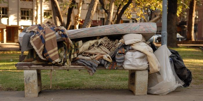 Pobreza-frío-indigente-indigencia