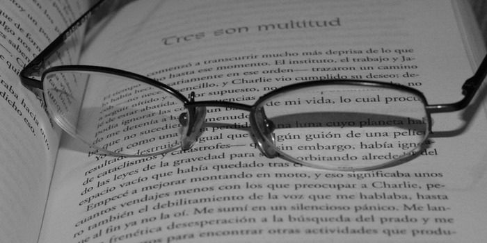 Lentes gafas libro
