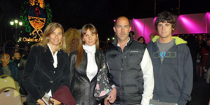 Hyatt De Moda-NOTA34