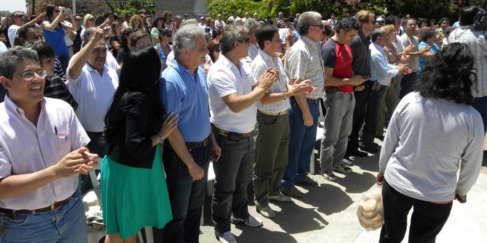 Día del Militante primera fila de autoridades N