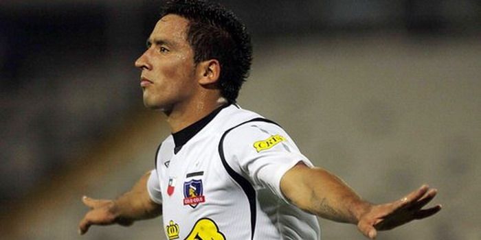 Fútbol - Lucas Barrios