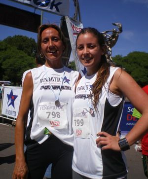 Madre e hija.jpg int