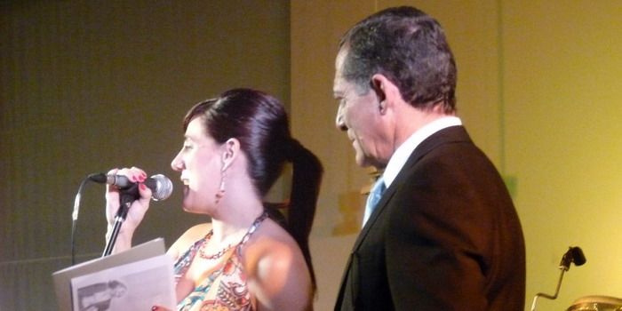 Haciendo los sorteos Jazmín Bulit y Ricardo Mur.jpg 1