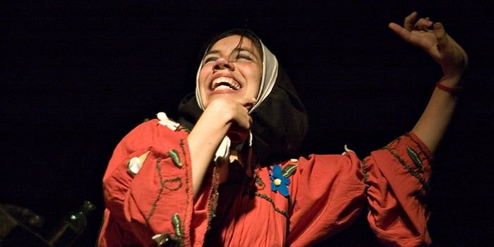 El beso más antiguo de la tierra NOTA