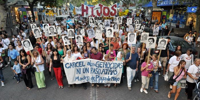 Desaparecidos-golpe-madres-hijos-24 de marzo-militares-genocidas-NOTA (13)