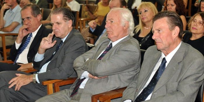 Jueces-Pérez Hualde-Nanclares-Llorente-Romano-NOTA