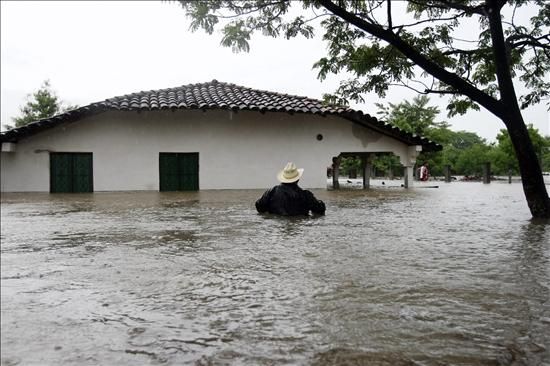 Honduras - Huracan Agatha