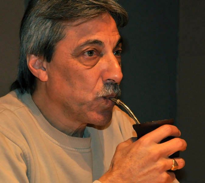 Roberto Bravo 4 para interior