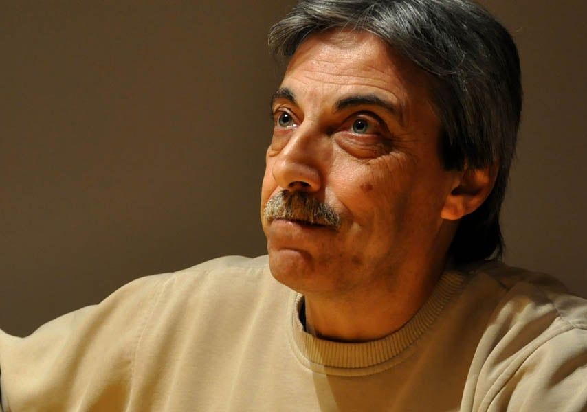 Roberto Bravo 8 para interior