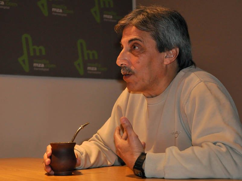 Roberto Bravo 10 para interior