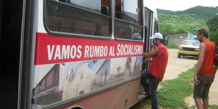 Rumbo al socialismo hormigas negras