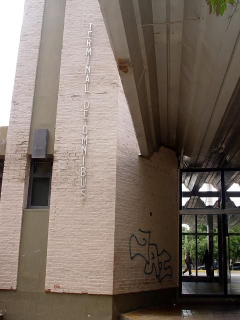 INGRESO PRINCIPAL A TERMINAL DE OMNIBUS DE TUNUYAN 02