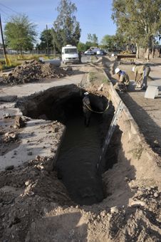 Rotura-colector-cloacal-claocas-OSM-Aguas mendocinas-INTERIOR