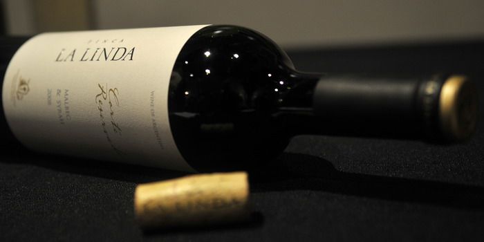 Luigi Bosca - Presentacion Nuevos Vinos 2010 - Corte Reservado Tinto - NOTA1