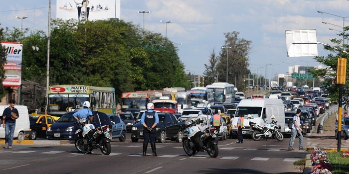 Motos-motoqueros-casco-NOTA (4)