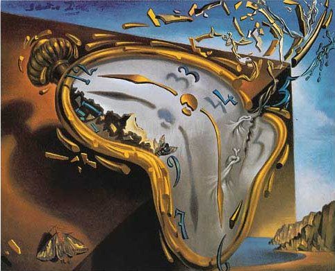Dali-reloj-blando-en-el-momento-de-su-primera-explosion