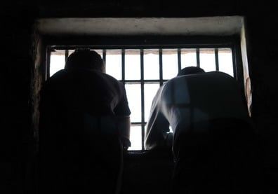 Carcel-Encierro-Barrotes - PORTADA