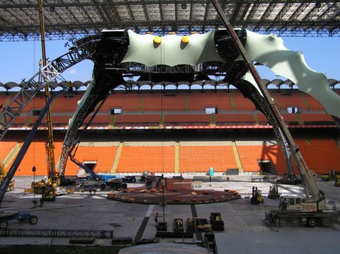 the claw u2