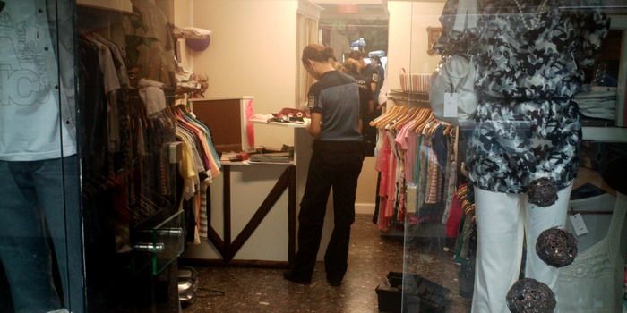 Asalto tienda Quinta Sección Nota interior