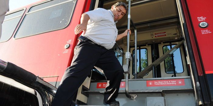 Metrotranvía llegan vagones - Nota5