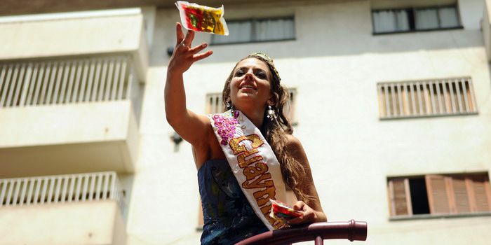 Vendimia-2011-carrusel-Guaymallén-NOTA (8)