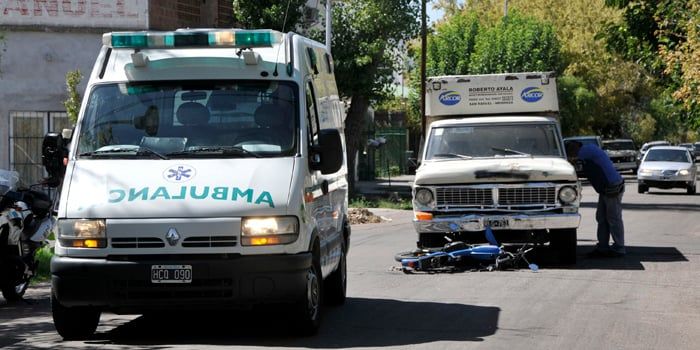 Accidente moto y camioneta Arcor 6
