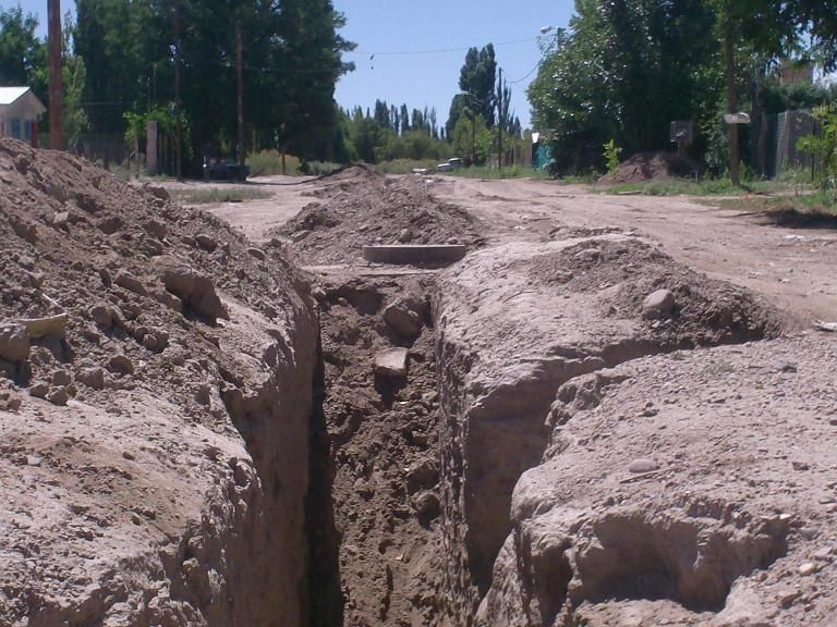Bº valle hermoso apertura calles p. cloacas hoy abandonado