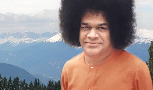 Sathya-Sai-Baba-5