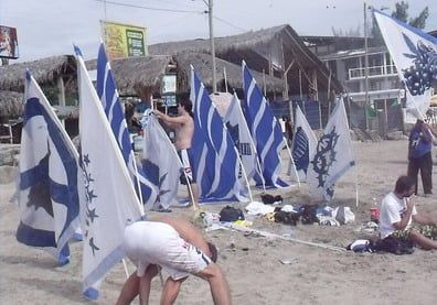 Hinchas Tomba Ecuador