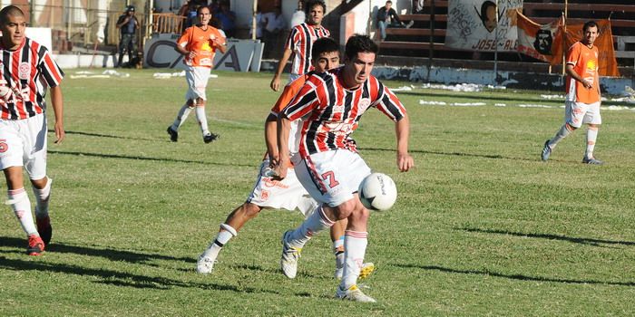 Huracan LH Centro Deportivo - Nota4