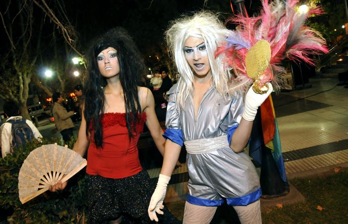 Marcha gay Plaza San Martín 8 para int