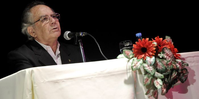 Pérez Esquivel Teatro Roma 1