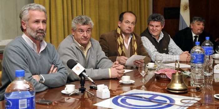 Cámara de Comercio conferencia paso a Chile 1