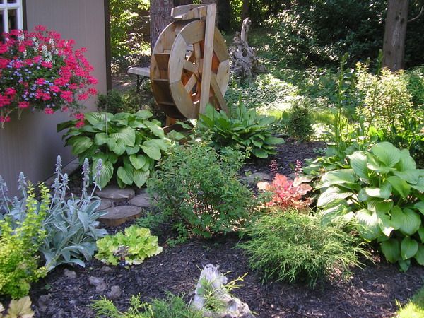 Flower_Garden_Picture-Wayne_and_Susan_Gibson