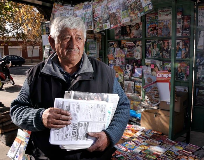 Canillita Moreno y Rivadavia 1 para int