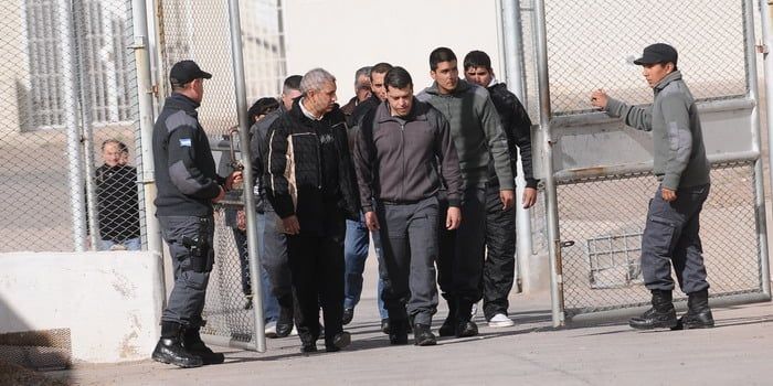 Almafuerte - MOTIN - NOTA3