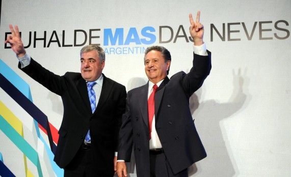 Duhalde-DasNeves12-571x348