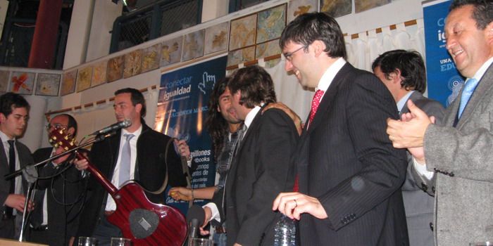 Manu quieto amado boudou para el bis N