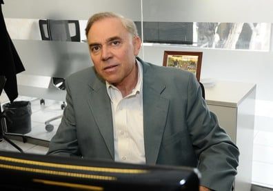 Roberto Pradines chatea en MDZ - Portada