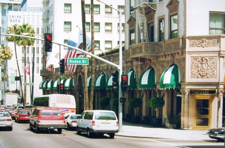 El beverly hills wilshire donde filmaron mujer bonita