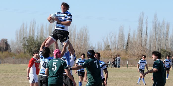 Rugby-Universitario-Liceo-NOTA (4)