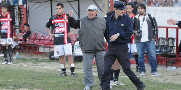 Maipú Defensores Ramallo - Nota16